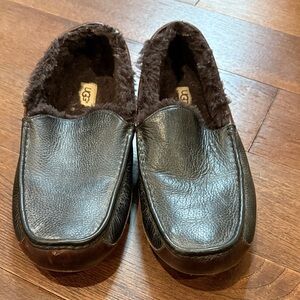 UGG Men's Dark Brown Leather Loafers